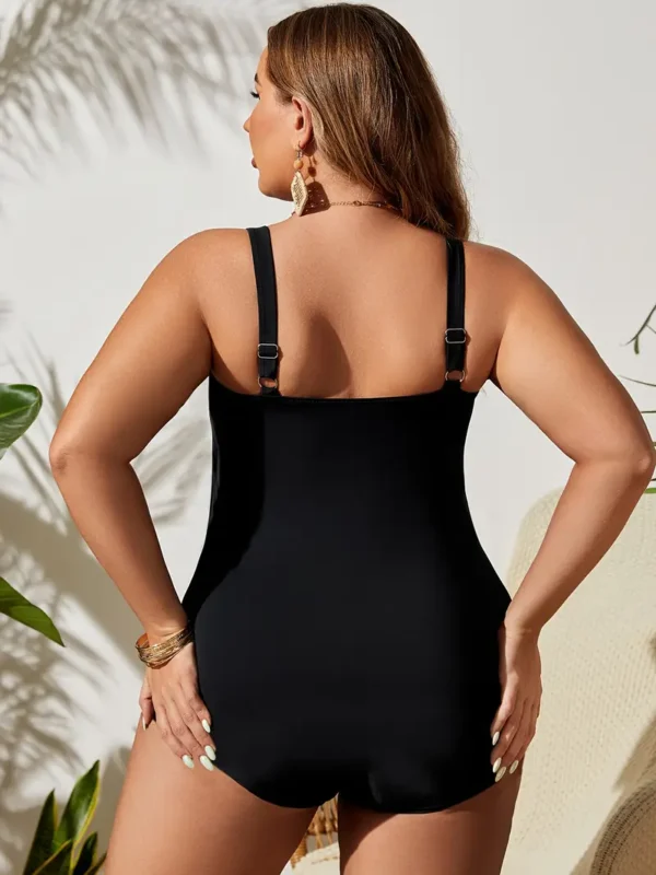2ad56739-8332-47ee-ac4c-73902d96eead Scopri il costume che modella il tuo corpo e sostiene la tua postura